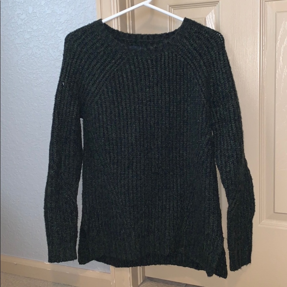 American Eagle Outfitters sweater
